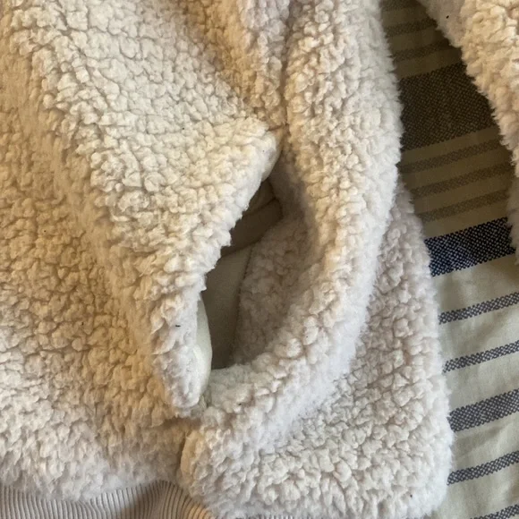 American Eagle 🦅 sherpa - Picture 5 of 5